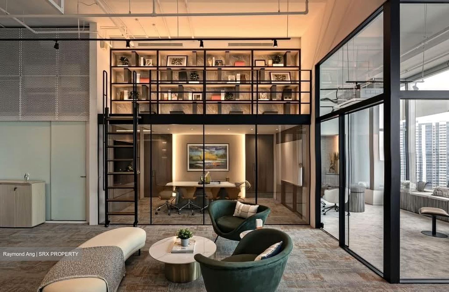 Arc 380 (D8), Office #537620431